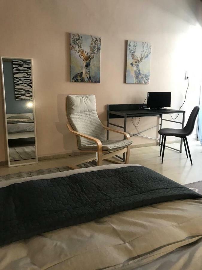 Kalamata City Center Studio ภายนอก รูปภาพ
