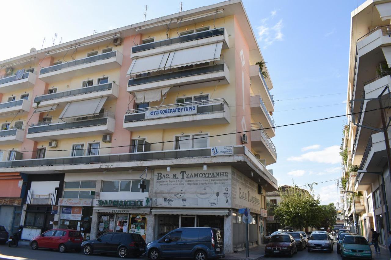 Kalamata City Center Studio ภายนอก รูปภาพ